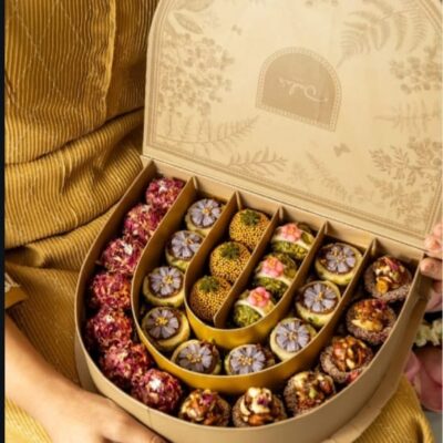 Peach Oval Gift Box Regular